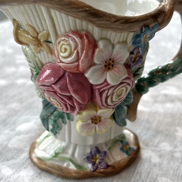 Vintage Fitz and Floyd Classics Creamer - Picture 2 of 16